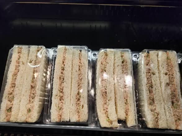 Tuna Salad Sandwich 吞拿魚三文治